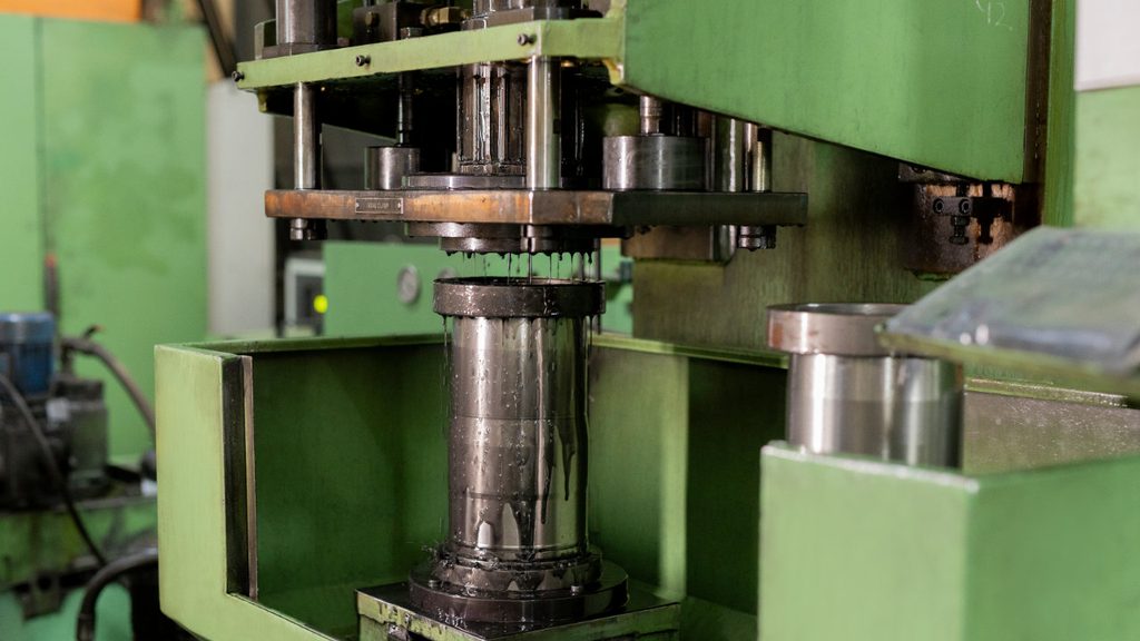 Cylinder Liner plateau honing process at Jay Metal
